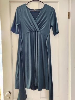 Mother Bee Maternity Medium Teal Wrap Midi Dress
